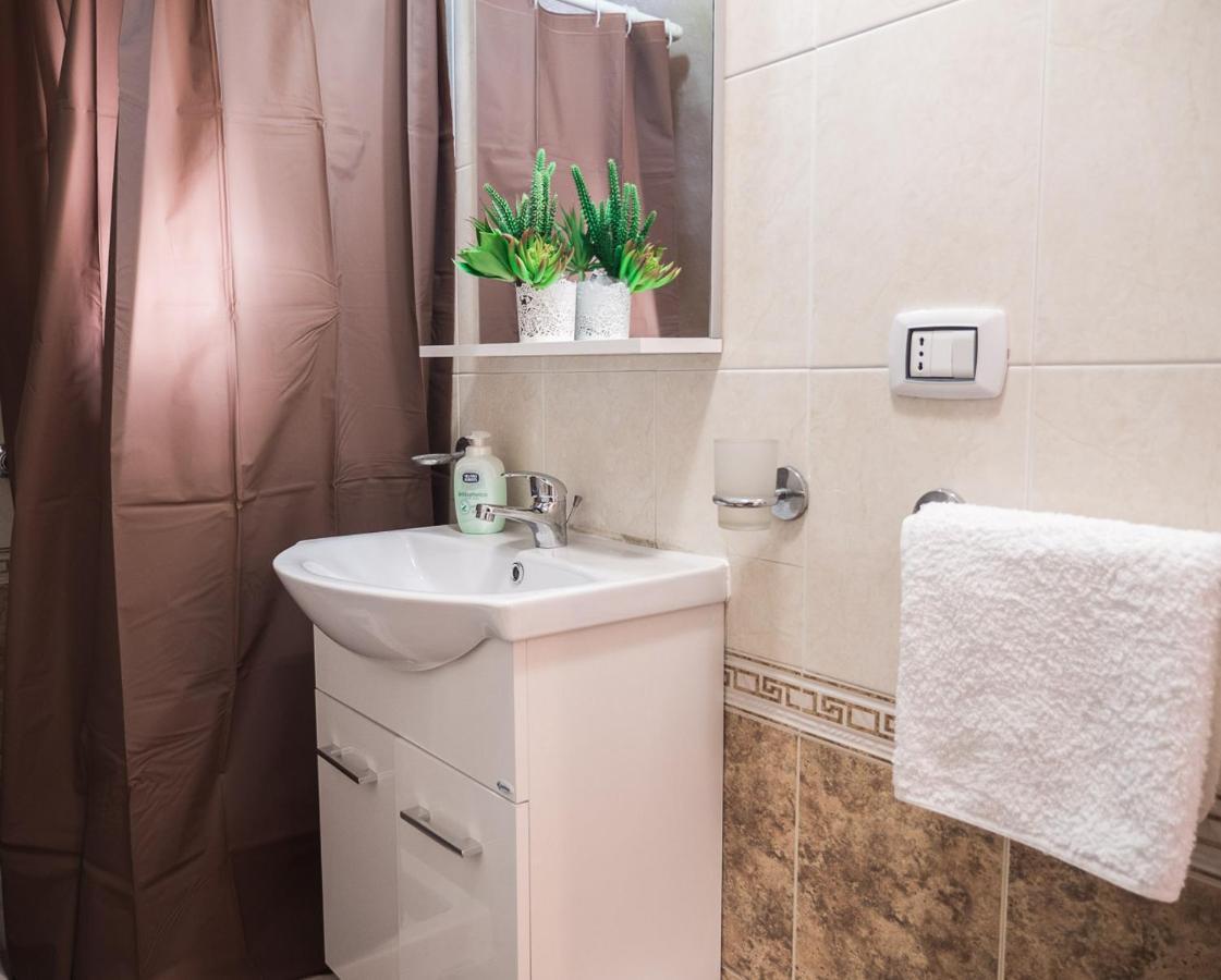 Chiaia Premium Flat, Naples Center, Near Seaside Daire Dış mekan fotoğraf